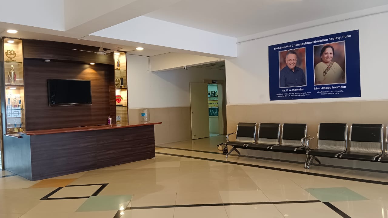 Student Corridors & Lounges