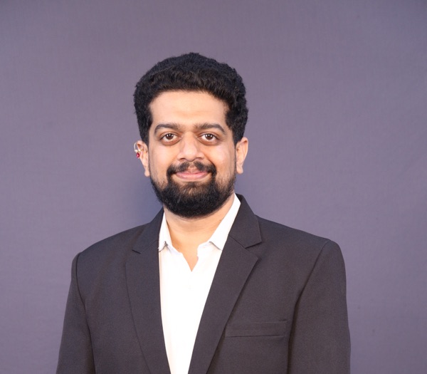 Mr. Padmanabh Sanjay Sovani